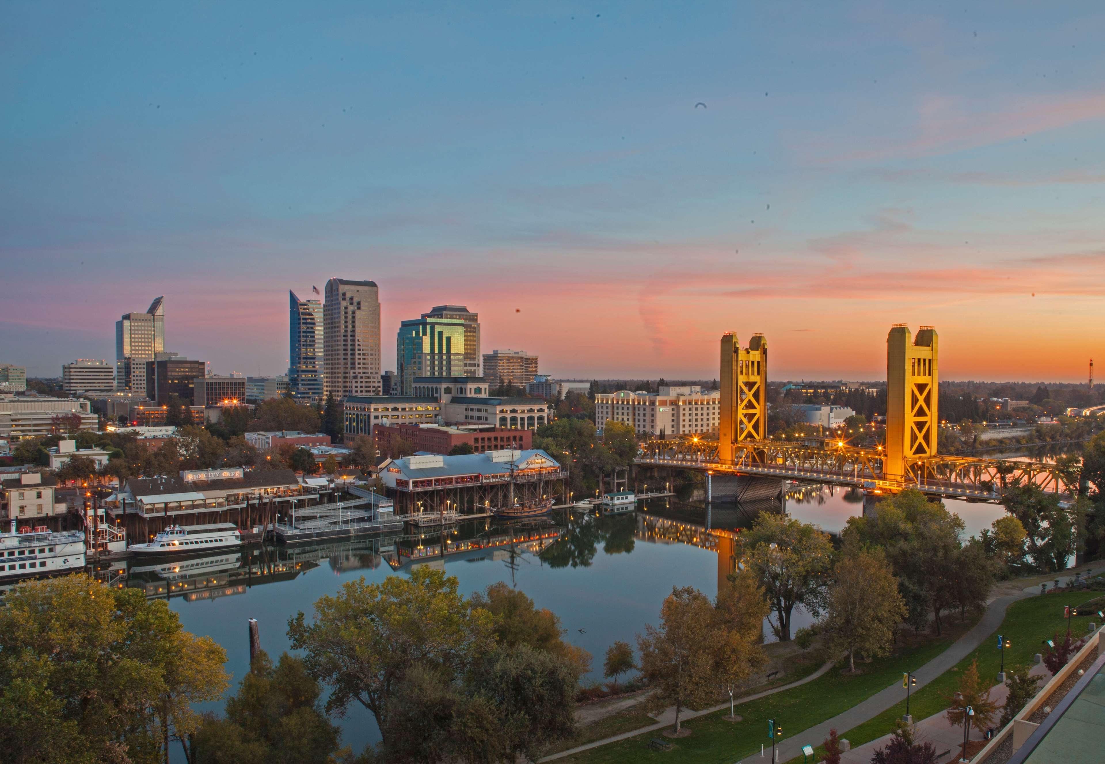 Hotel Hilton Sacramento Arden West Esterno foto
