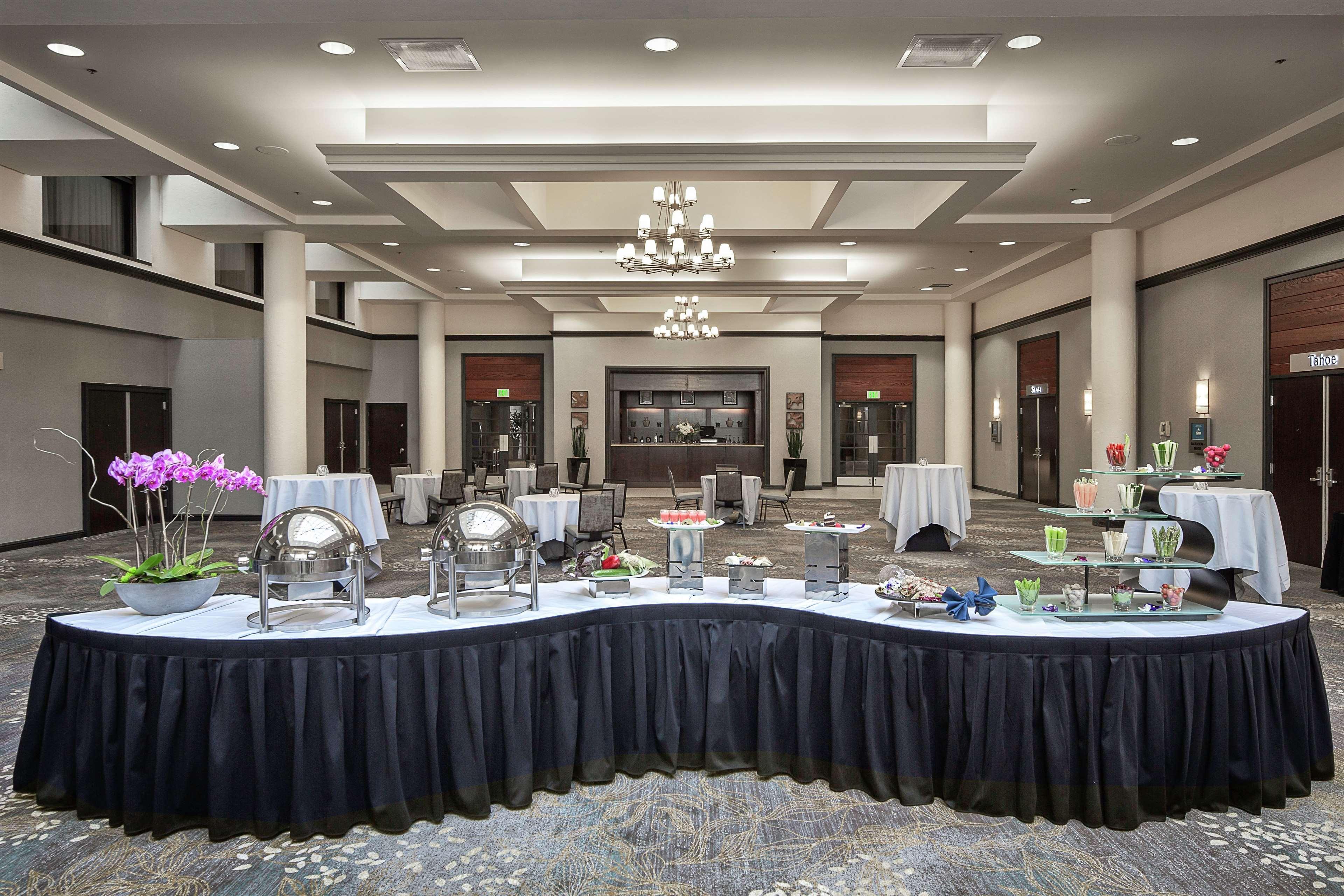 Hotel Hilton Sacramento Arden West Esterno foto