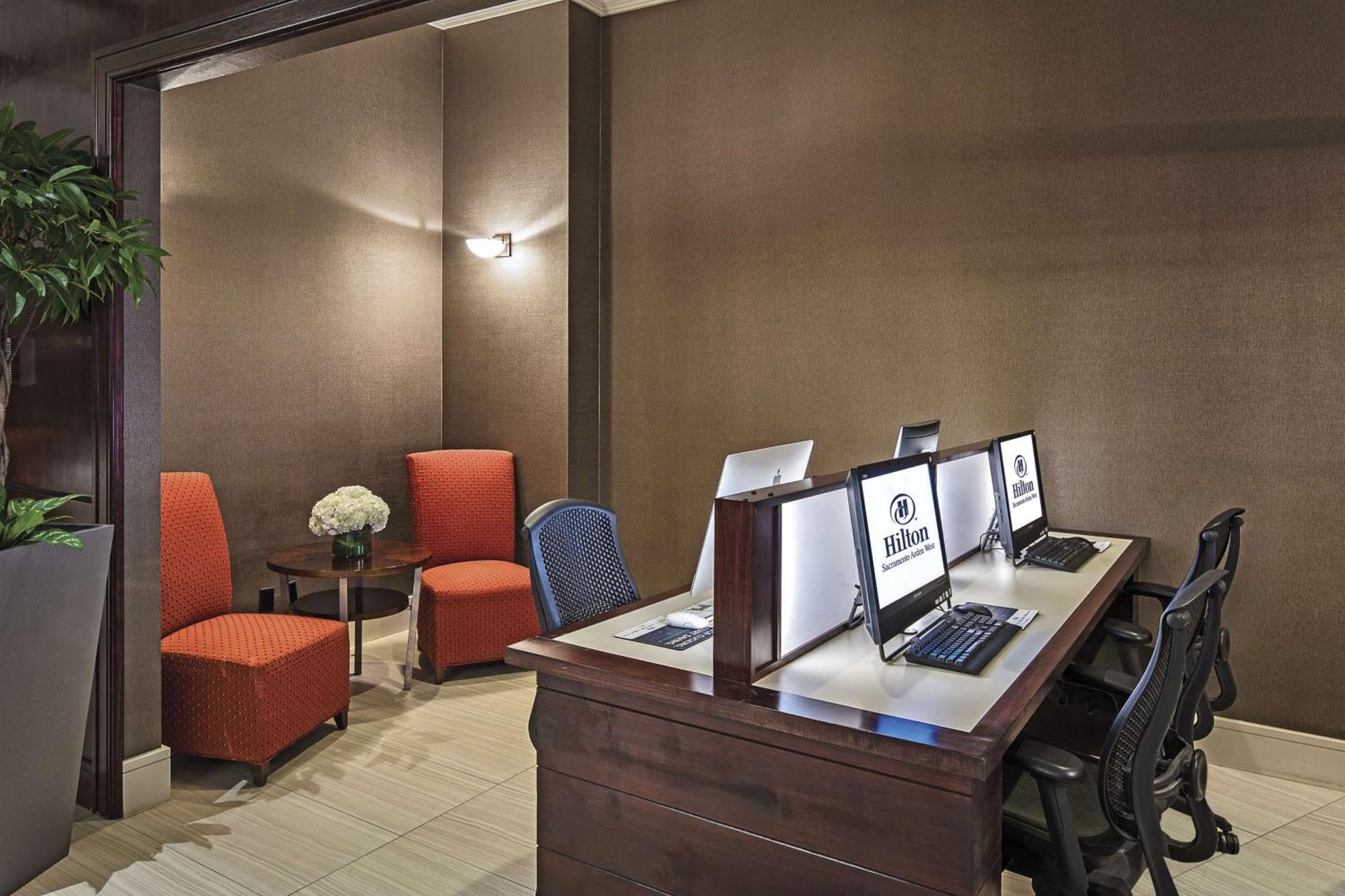 Hotel Hilton Sacramento Arden West Esterno foto